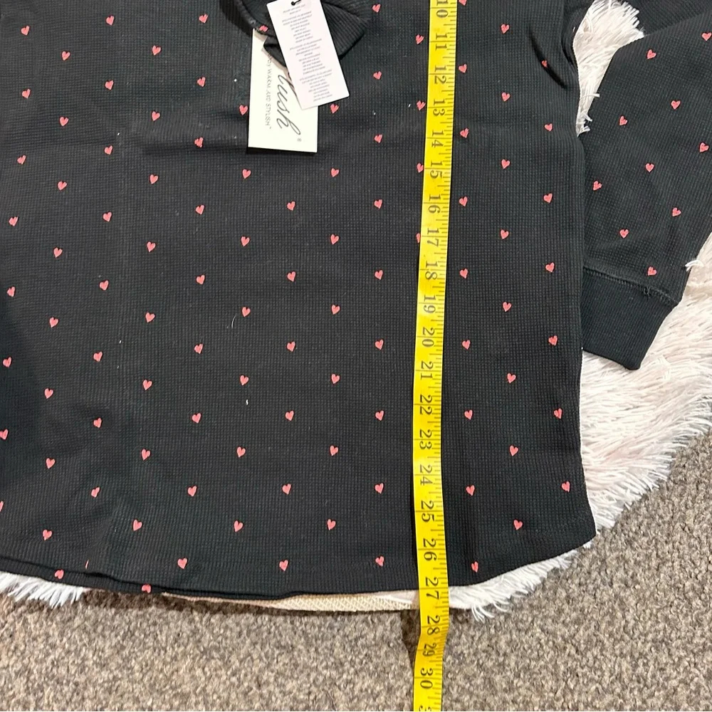 Revolve Plush hearts pajama set new XL - Picture 9 of 9